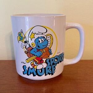 Vintage 1980s Sporty Smurf Mug